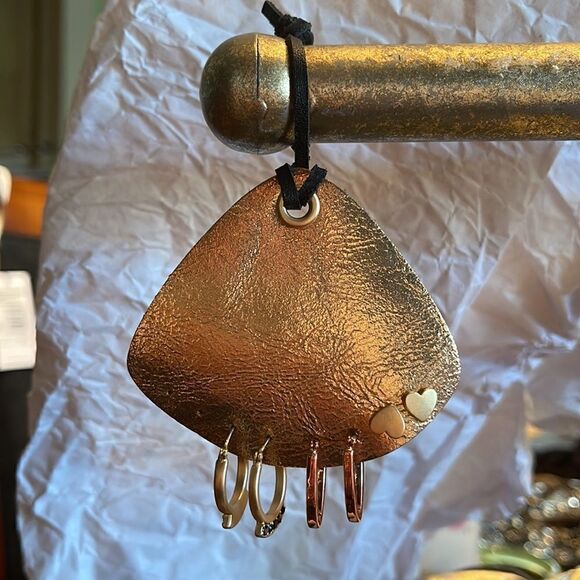 Lucky Brand Los Angeles 3 Pair Earring Set. - Picture 2 of 8